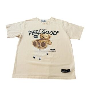 Aelfric Eden Light Yellow T-Shirt with “Feel Good” “Be Kind” Teddy Bear Sz M